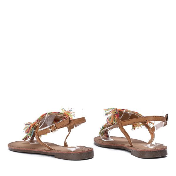 OUTLET Barna szandál dekoratív gyöngyökkel Itelija - Cipő