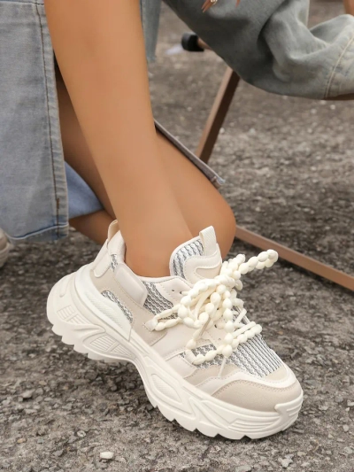 Royalfashion Női sportos sneakers vastag talpon Loness