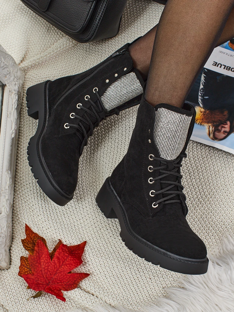 Ferlyne öko velúr fűzős női bokacsizma