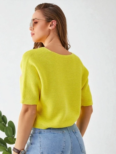 Royalfashion Pamut női rövid pulóver pillangókkal