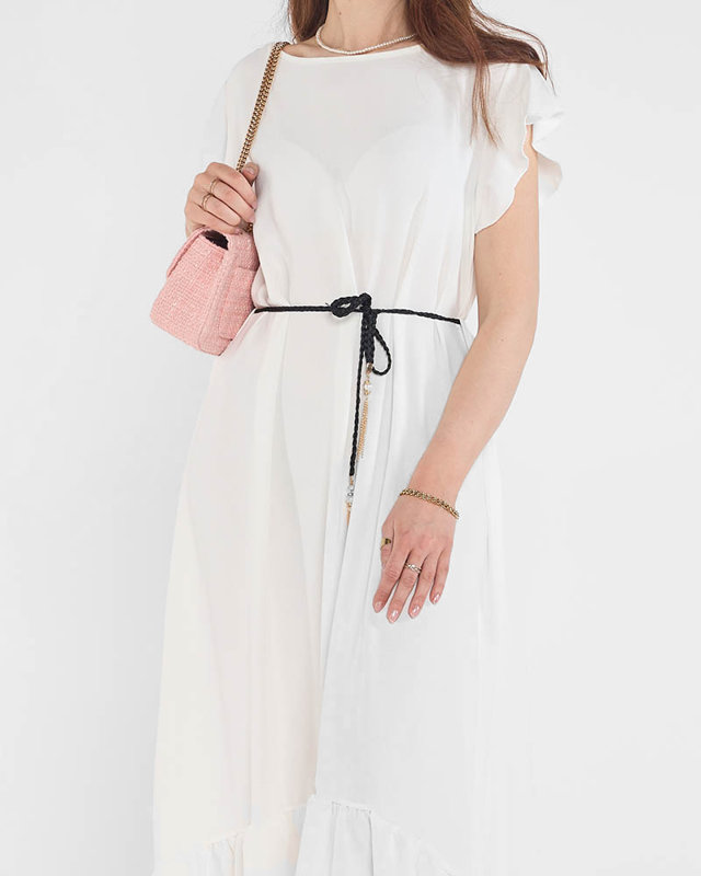 Női fehér ruha fodrokkal, derékban megkötős övvel - Ruházat