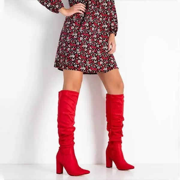 OUTLET Piros női csizma a Lunabell oszlopon - Lábbeli