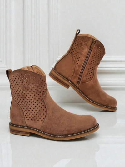 Royalfashion Női áttört bokacsizma Toffas