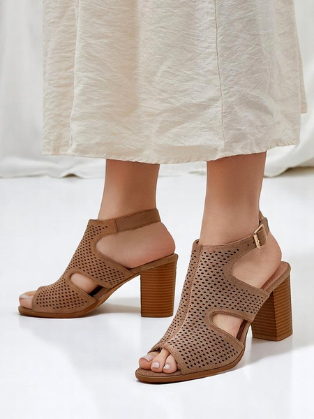 Royalfashion női perforált tömbsarok-szandál Abetle