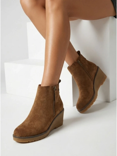 Zarrico női bokacsizma éktalpon