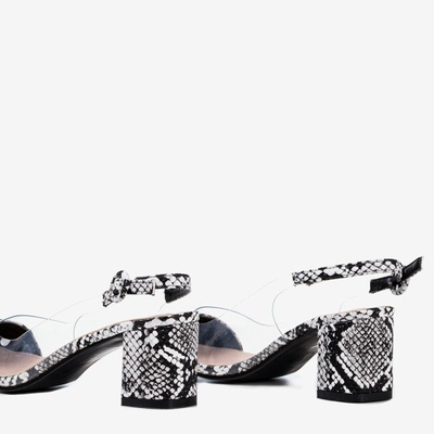 Fekete szivattyúk alacsony post a'la kígyóbőrön Evoria - Lábbeli