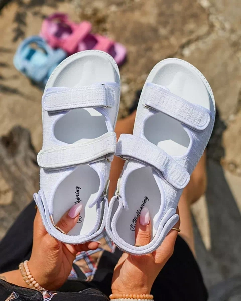 Női fehér szövet szandál Desotty - Lábbeli