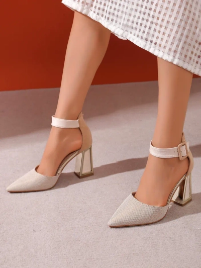 Royalfashion Klasszikus női magassarkú Wernone