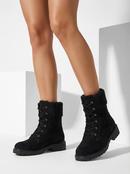 Trevolla női öko velúr fűzős bokacsizma