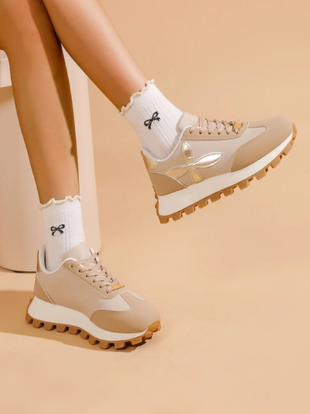 Royalfashion Női sportos sneakers vastag talppal Aloqa