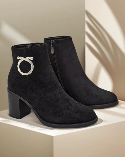 Royalfashion Elegáns női csizma Osiom