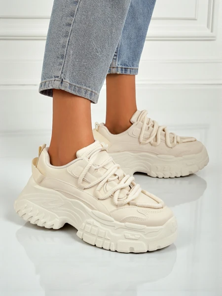 Női bézs Athenia sneakerek öko-bőrből, 6,5 cm-es platformmal