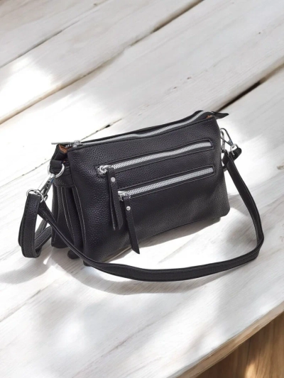 Royalfashion Kis női táska ökobőrből, 3 rekesszel.