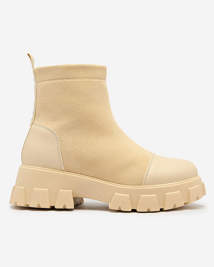 Royalfashion Női lapos sarkú csizma krémszínű Leffoi