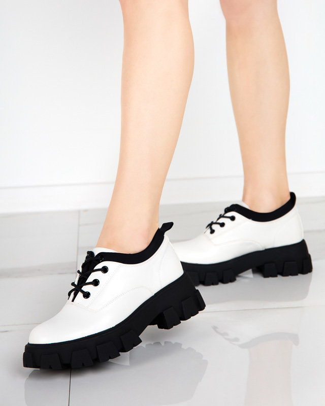 OUTLET Női öko-bőr cipő fehér színben Ozud-Footwear