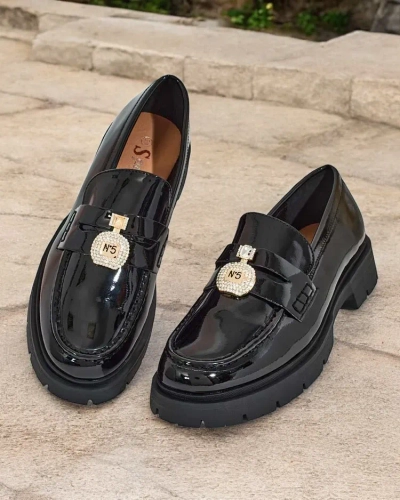 Royalfashion Női lakkozott mokaszin Bemies