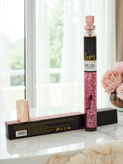Very Cool Girl Glam ihlette női Eau de Parfum