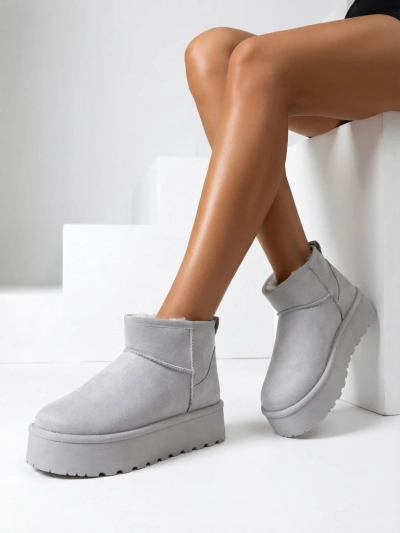 Royalfashion Rövid női havacsizma a'la Fofio