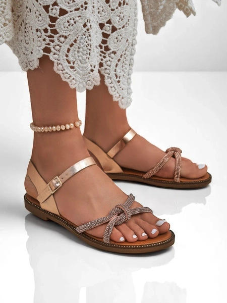 Royalfashion női szandál díszes cirkóniákkal Bella Shine