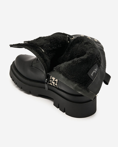 Royalfashion Fekete női csizma Zatafel pepite betéttel