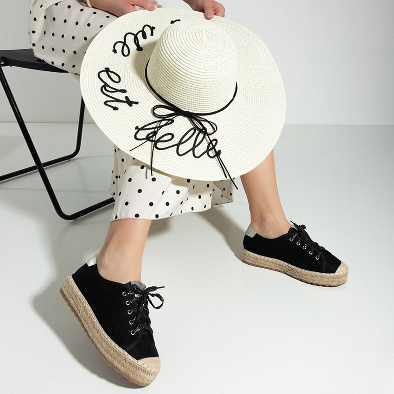 Női fekete cipők a'la espadrilles a Woilla platformon - Lábbeli