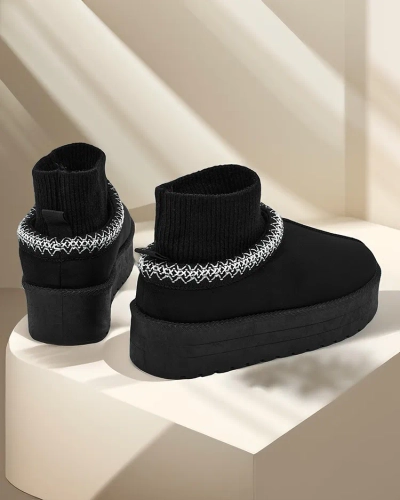 Royalfashion Rövid női hócsizma Narorzi