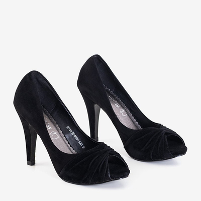 Fekete női szivattyúk tűsarkún, Faira szabással - Lábbeli