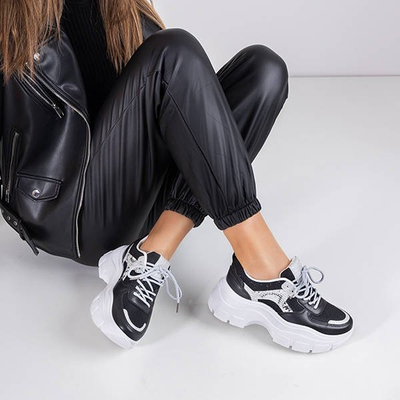 Fekete Hofman vastag talpú sportcipő - lábbeli