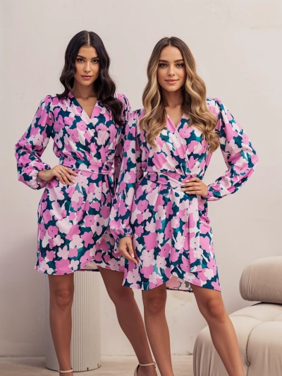 Royalfashion Női térdihosszig érő ruha virágmintával