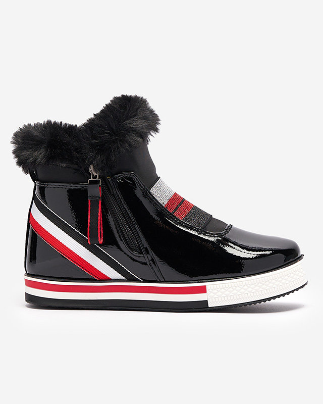 OUTLET Fekete női sportcsizma rejtett sarokkal és szőrmével Gomiu- Footwear