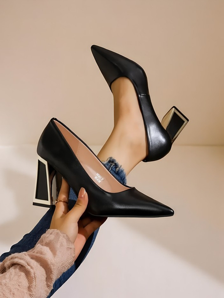 Royalfashion Klasszikus női magassarkú Wernone