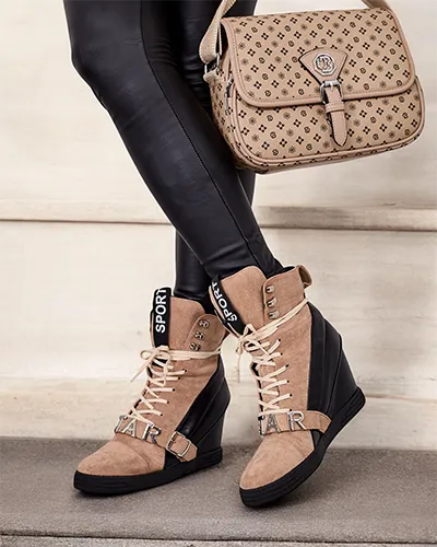 Royalfashion női Ronii magassarkú csizma