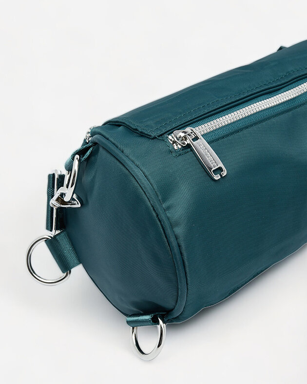 Royalfashion Női kis kézitáska tengerészkék színben