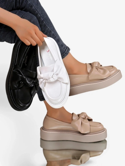 Royalfashion Elegáns női mokaszin masnival Ortto