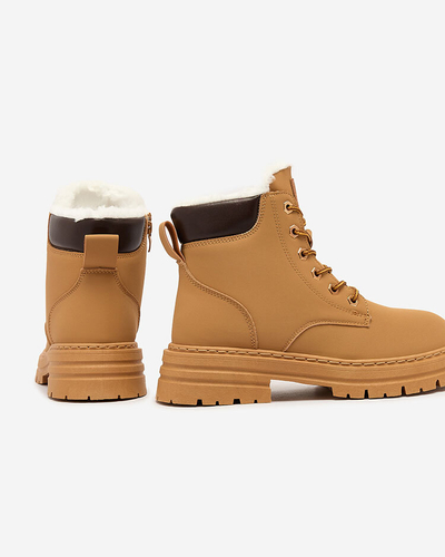 Royalfashion Camel női szigetelt Radoras trapper csizma