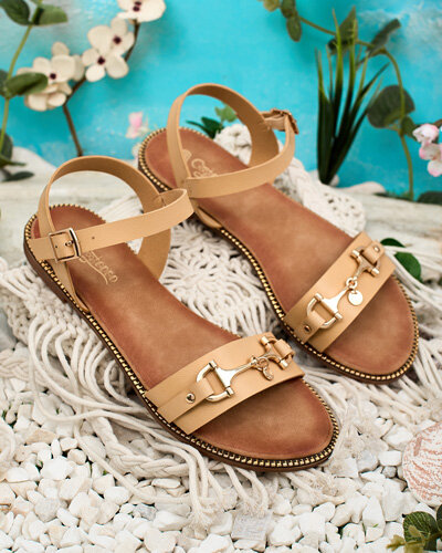 Royalfashion Díszített női Umbe szandál