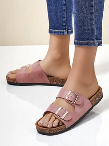 Világos rózsaszín