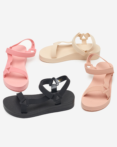 Bézs színű női lapos sarkú szandál Ostoy-Shoes