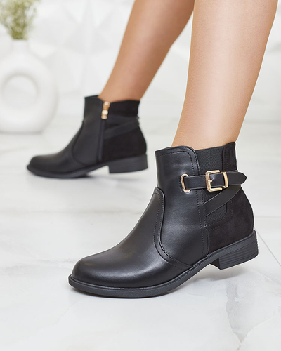 Royalfashion Fekete női csizma a'la sztyblety csattal Ifeloper