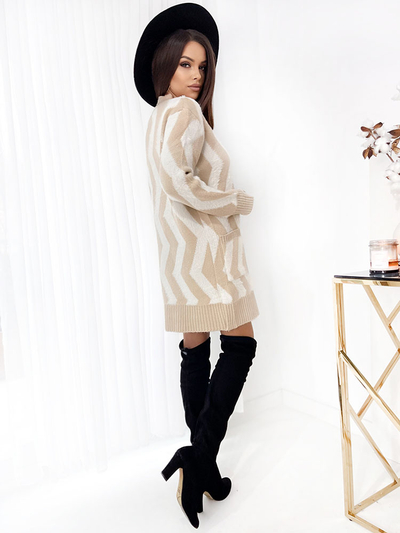 Royalfashion Koalt hosszú kockás gombos pulóver