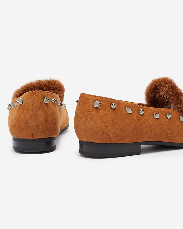 Női teve naplopók strasszokkal és szőrmével Nerrov- Cipők