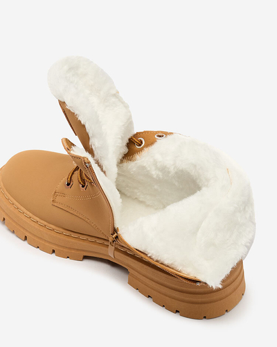 Royalfashion Camel női szigetelt Radoras trapper csizma