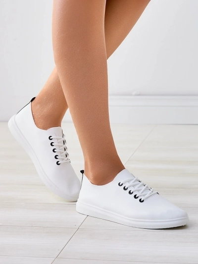 Royalfashion Női áttört tornacipő Tareb