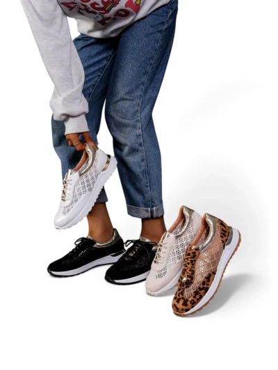 Royalfashion Perforált női sportcipő Ellos