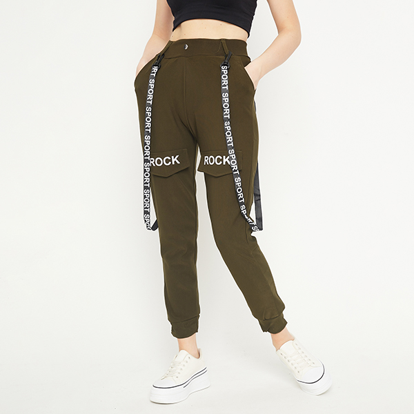 Sötétzöld női cargo nadrág nadrágtartóval - Ruházat