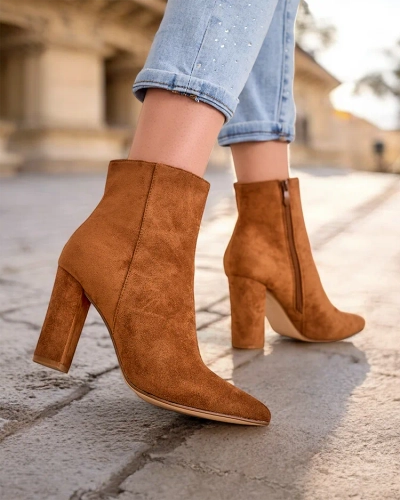 Royalfashion Női bokacsizma vékony sarkú cipő Fozi