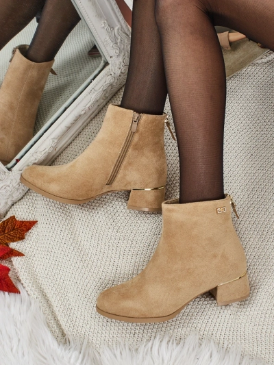 Arshinea női öko-velúr vastag sarkú bokacsizma