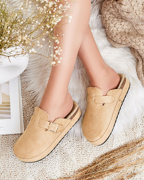 Royalfashion Női papucs báránybőrrel és csattal Kajis