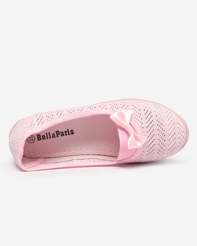 OUTLET Világos rózsaszín slip-on tornacipő lányoknak áttört Locuni-Shoes felsőrésszel