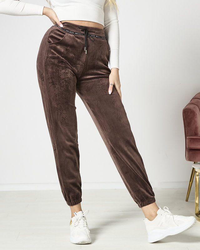 Royalfashion Barna női velúr melegítőnadrág PLUS SIZE